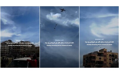 Gaza, pacchi di aiuti umanitari precipitano al suolo con il paracadute...