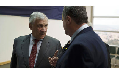 Gaza, Tajani incontra l’omologo israeliano: “Ha garantito sugli aiuti ai civili, gli ho ribadito nostra contrarietà all’attacco a Rafah”