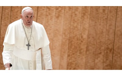 Giro di vite di Papa Francesco su trasparenza di spesa e appalti. Dalle gare esclusi condannati e accusati di evasione fiscale