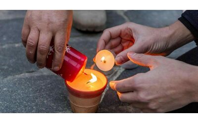 Guadagnare mezzo milione di euro vendendo candele: “Non sono speciale, ma...