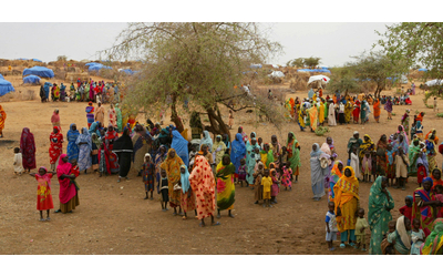 Guerra in Sudan, il report Onu: “Fino a 15mila persone uccise nel 2023 in Darfur. Crimini di guerra commessi dai paramilitari ribelli”