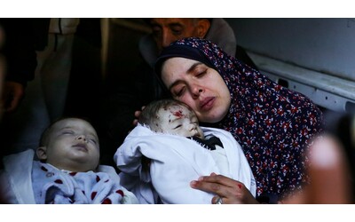 Hamas: “Accordo possibile, ma non sappiamo quanti ostaggi siano vivi”. Smentite le dimissioni dei portavoce dell’esercito d’Israele