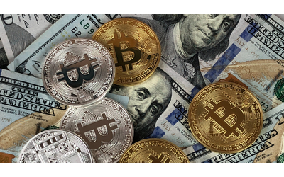 Il bitcoin sfonda soglia 42mila dollari, + 150% da inizio anno. A record...