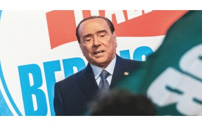 Il lungolago di Milano 3 non sarà intitolato a Berlusconi: il consiglio...
