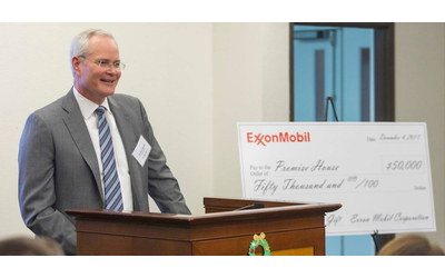 Il numero uno di Exxon alla Cop28: “Parlate troppo di petrolio e gas, concentrarsi sulla riduzione delle emissioni”