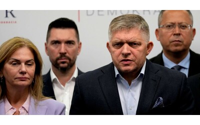 il premier slovacco robert fico interrompe la comunicazione con i media locali non diffondono notizie vere
