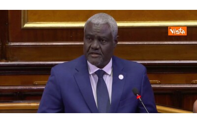 Il presidente dell’Unione africana Faki: “Piano Mattei? Avremmo auspicato essere consultati. Ora passare dalle parole ai fatti”