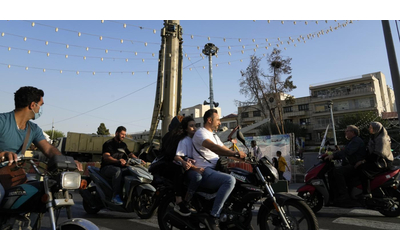 iran bloccato il 70 dei distributori di benzina a causa di un attacco informatico rivendicazione da israele