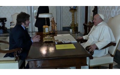 javier milei un ora di colloquio tra il presidente argentino e papa francesco le immagini dell incontro