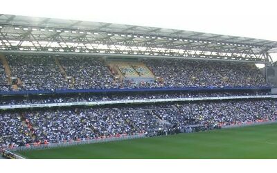 L’ultimatum del Fenerbahçe al calcio turco: l’impressionante assemblea con oltre 25mila tifosi e la scelta di restare (per ora) in Süper Lig