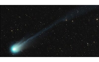 la cometa cornuta in arrivo a pasqua lo spettacolo celeste che si ripete dopo 70 anni
