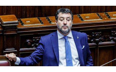 Lega, 21 dissidenti scrivono a Salvini: “Basta con Afd e Le Pen in Europa. Vannacci? Estraneo al nostro movimento”