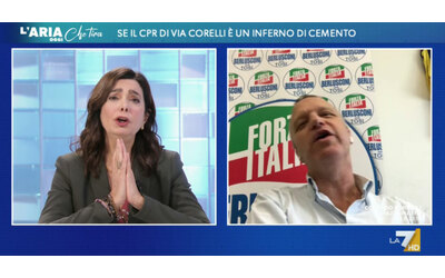 Lite Tosi-Boldrini su La7: “Lei vuole accogliere tutti i migranti in...