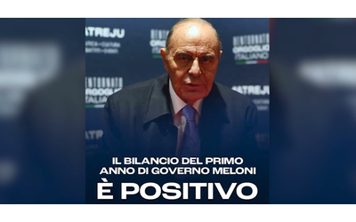 Lo spot di Vespa a Meloni: “Straordinaria in politica estera, in Italia si è trovata senza soldi e ha potuto fare poco”