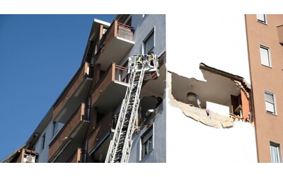 Milano, esplode un appartamento in una palazzina a Corsico: possibile fuga di gas. Due persone in salvo