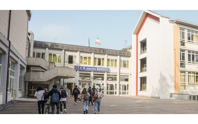 Modena, la Rete degli studenti medi scende in campo a difesa dello studente dell’Ites Barozzi  sospeso dopo un’intervista