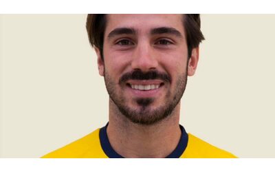 È morto Mattia Giani: il calciatore 26enne del Castelfiorentino si era sentito male in campo
