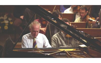 È morto Maurizio Pollini: il grande musicista italiano aveva 82 anni. Mattarella: “Un poeta del pianoforte”