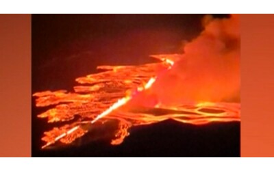 Nuova eruzione sulla penisola di Reykjanes in Islanda, evacuata l’area. Si...