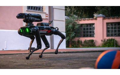 È operativo il primo “cane robot” dei carabinieri: rilevare tracce di...