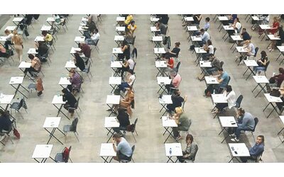 Ormai l Italia s destra chi ha proposto avallato e votato le tracce dell ultimo esame per giornalisti