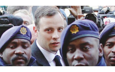 Oscar Pistorius rilasciato dopo quasi 9 anni di carcere per l’omicidio...