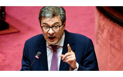Pista da bob a Cortina, Giorgetti ammette: “Costa 118,4 milioni”. Avs: “Opera insostenibile, capriccio di Salvini”