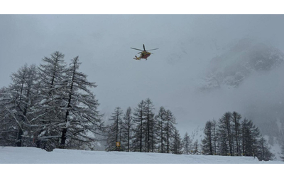 precipita durante un fuoripista a courmayeur muore guida alpina francese di chamonix