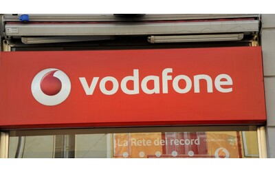 Problemi alla rete Vodafone, migliaia di segnalazioni degli utenti su...