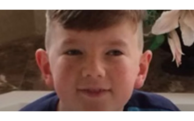 Ritrovato Alex Batty, il ragazzino inglese scomparso nel 2017. Viveva in una comunità rurale con madre e nonno