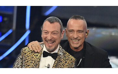 Sanremo 2024, Eros Ramazzotti ‘sfotte’ Amadeus: “Fai fare il ballo del qua qua pure a me?”. La risposta del conduttore è spiazzante