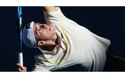 Scena allarmante dal Masters 1000 di Miami: il tennista Cazaux sviene in...