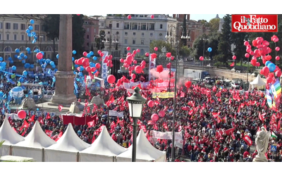 sciopero cgil e uil le immagini dall alto della piazza di roma landini siamo la maggioranza governo manda a sbattere il paese