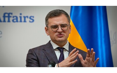 Truppe Ue in Ucraina, Kuleba frena Macron: “Non ne abbiamo bisogno....