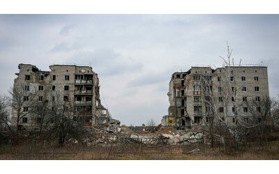 Ufficiali ucraini ammettono il rischio débâcle: “La linea del fronte può...