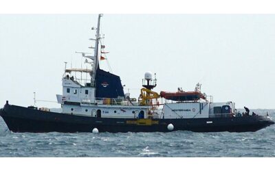 una motovedetta libica ha sparato contro la mare jonio mentre soccorrevamo alcuni migranti