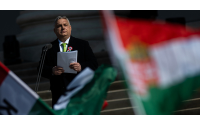 Ungheria, nel discorso per la festa nazionale Orbán evoca una “marcia su...