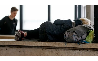 Verona, le associazioni a Tommasi: “Cambiare la norma sui senzatetto, risale all’epoca Tosi”