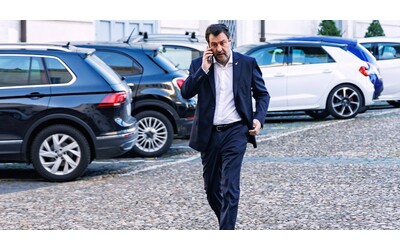 Visita di Matteo Salvini al “suocero” Denis Verdini nel carcere di...