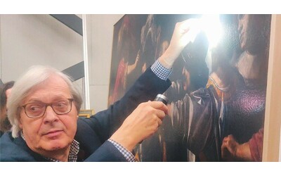 Vittorio Sgarbi e il quadro rubato: perquisite tre case di Sgarbi, sequestrata la tela del Seicento