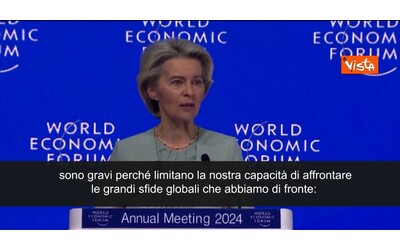 Von der Leyen a Davos: “Preoccupano disinformazione e cattiva informazione, limitano le capacità di affrontare le sfide”