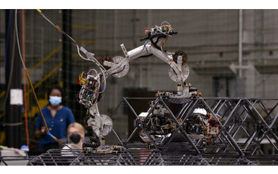 NASA: le nuove strutture robotiche auto-assemblanti sono la nuova fase della...