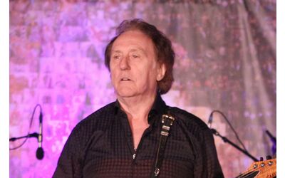 È morto Denny Laine, cantante e chitarrista che fondò i Wings con Paul McCartney
