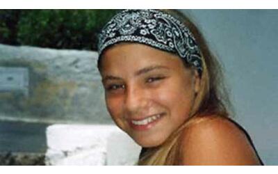 Annalisa Durante uccisa  a Forcella 20 anni fa. I  suoi diari e  il papà che trova rifugio nei libri