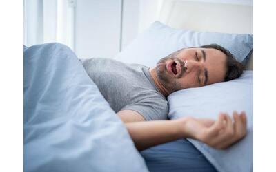 apnee notturne non solo russamento gli altri sintomi da non trascurare