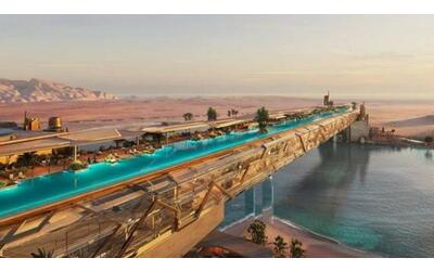 Arabia Saudita: ecco l'hotel nel deserto con una piscina lunga mezzo chilometro