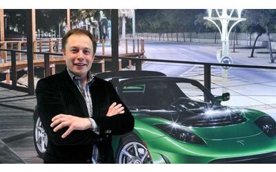 Auto, il governo corteggia Tesla come «secondo produttore in Italia» (dopo il no a Musk in Germania)