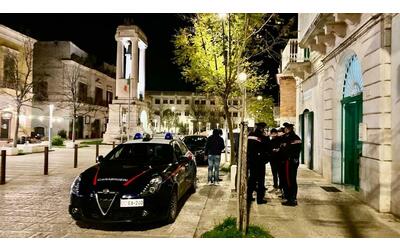 Bari, spari nella piazza centrale del paese: ferito a colpi di pistola un...