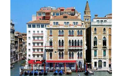 crac signa dopo il grattacielo chrysler in vendita anche l hotel bauer di venezia