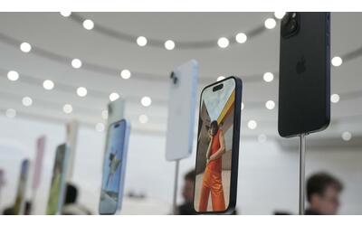 Gli Stati Uniti fanno causa a Apple: “Violate leggi antitrust, monopolio illegale su iPhone”